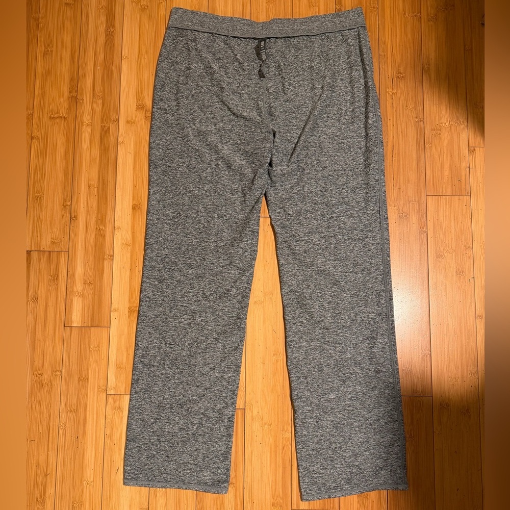Vuori Halo Wide Leg Flare Pants / Jogger Hearhered Grey Size XXL - Picture 8 of 16